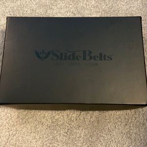 Women's adjustable SlideBelt